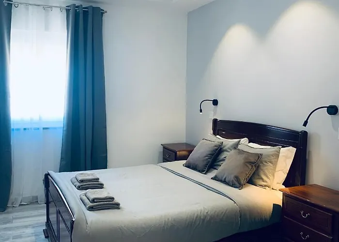 アパート 3 Bedroom W/ Amazing View