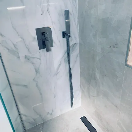 3 Bedroom W/ Amazing View Lagos